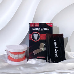 (Strawberry)Teeth Whitening Strips / Limited Edition (15 treatments)