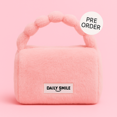 Daily Smile – Fluffy Roze Make-up Tas / Toilettas