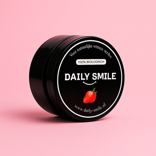 Daily Smile actieve kool tandpoeder Aardbei, zwart potje op een roze achtergrond